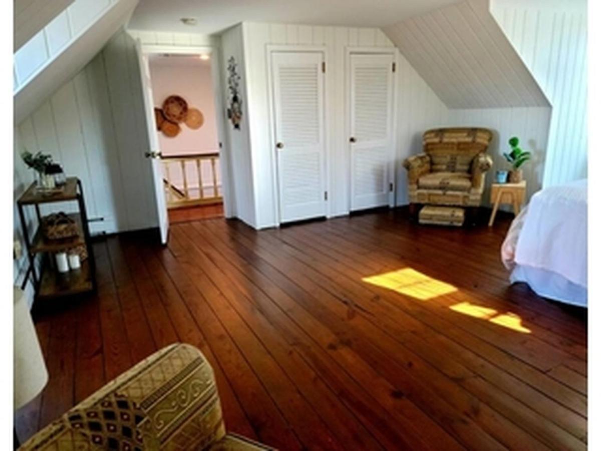 Downingtown Manor - 1900S Farmhouse With Creek Views Extérieur photo