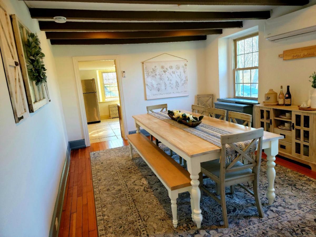 Downingtown Manor - 1900S Farmhouse With Creek Views Extérieur photo